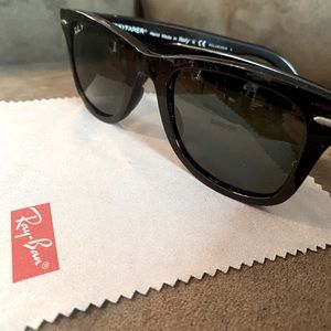 Women’s Ray Ban Wayfarer Polarized Sunglasses